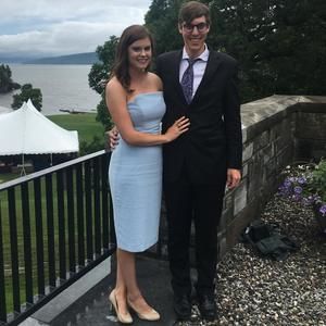 Meet your Posher, Casey